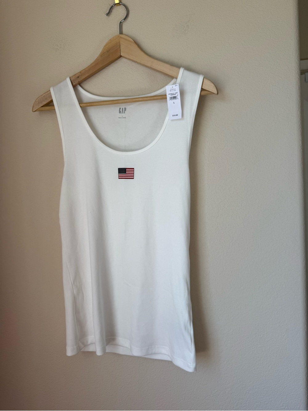 GAP White Ribbed American Flag Tank Top Size L